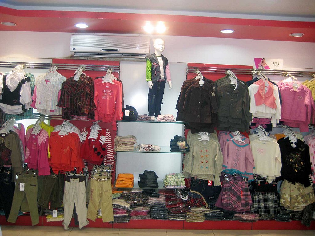 Manufacturers Exporters and Wholesale Suppliers of Display Rack 06 New Delhi Delhi